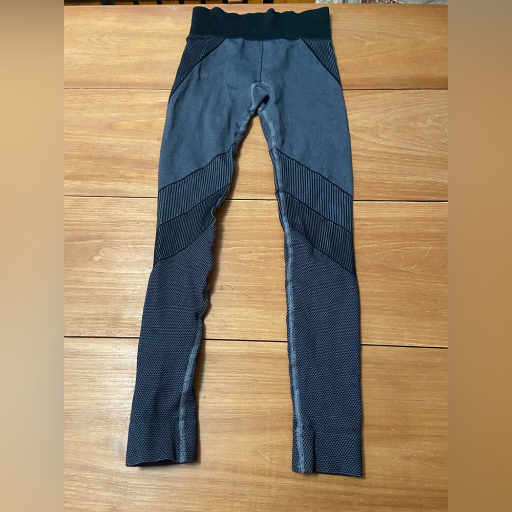 Athleta size S leggings